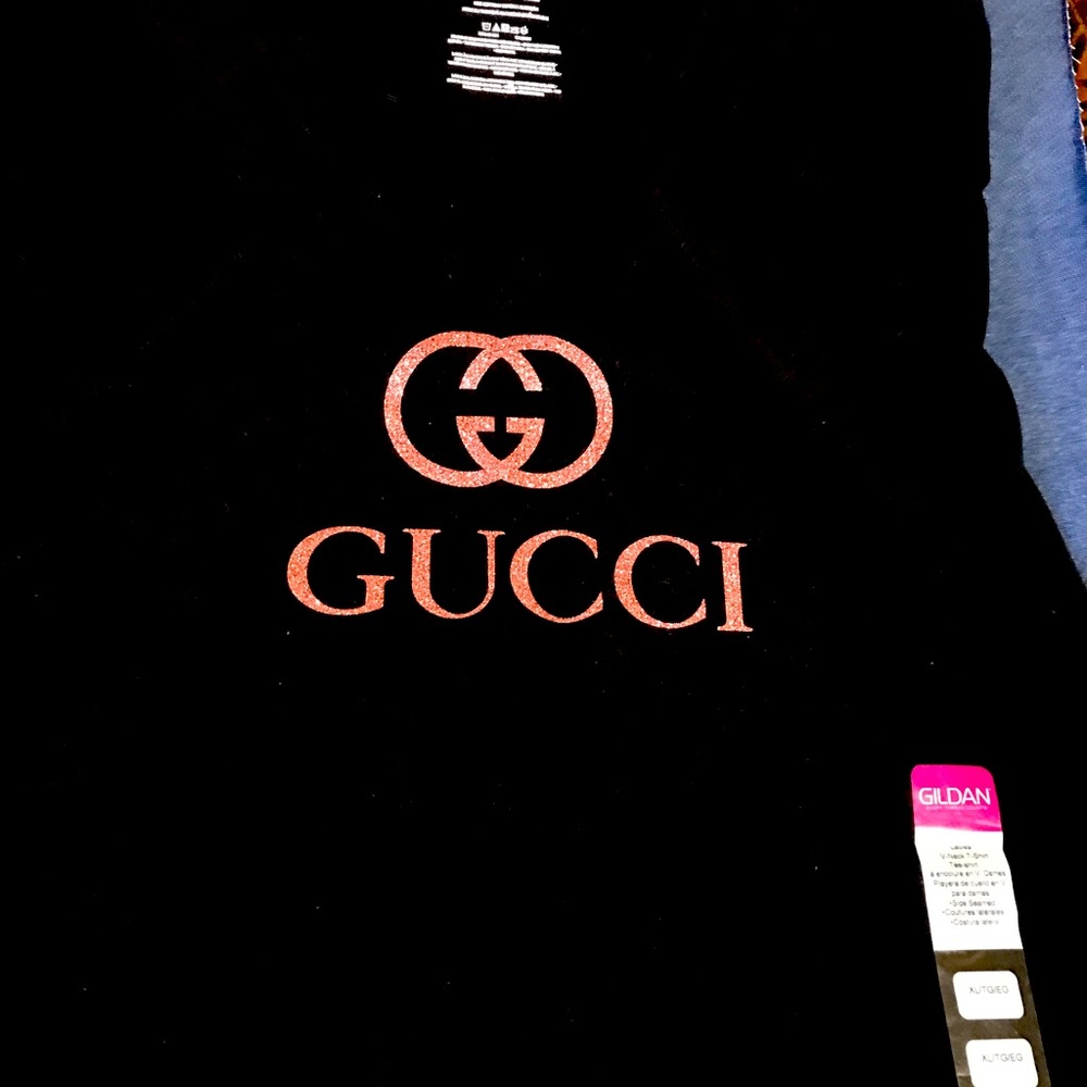 COPY V NECK